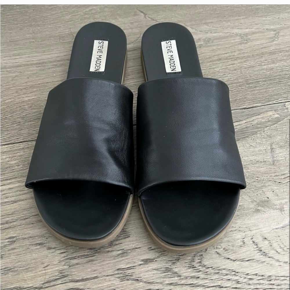Steve Madden Karolyn black leather slides size 9.5
